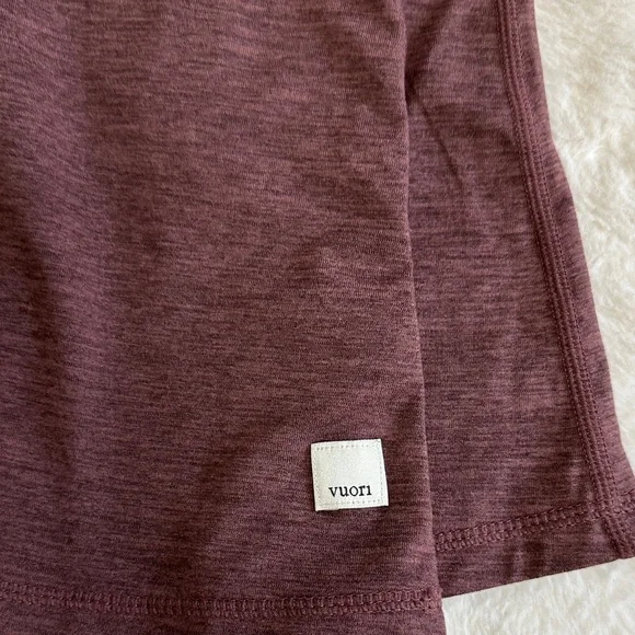 Vuori razor back tank Maroon size S - Picture 4 of 4